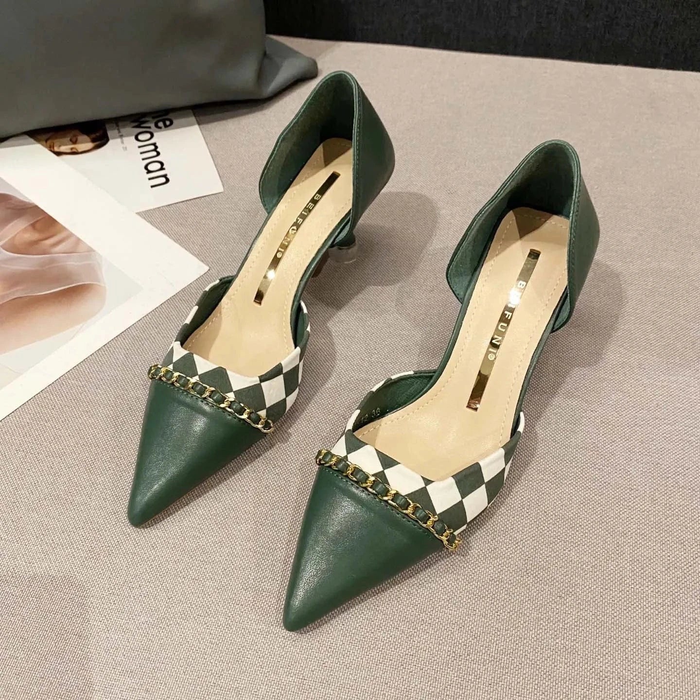 2022 New Female French Minority High Heel Stilettos Shallow Color Matching Mid Heel Sandals for Women