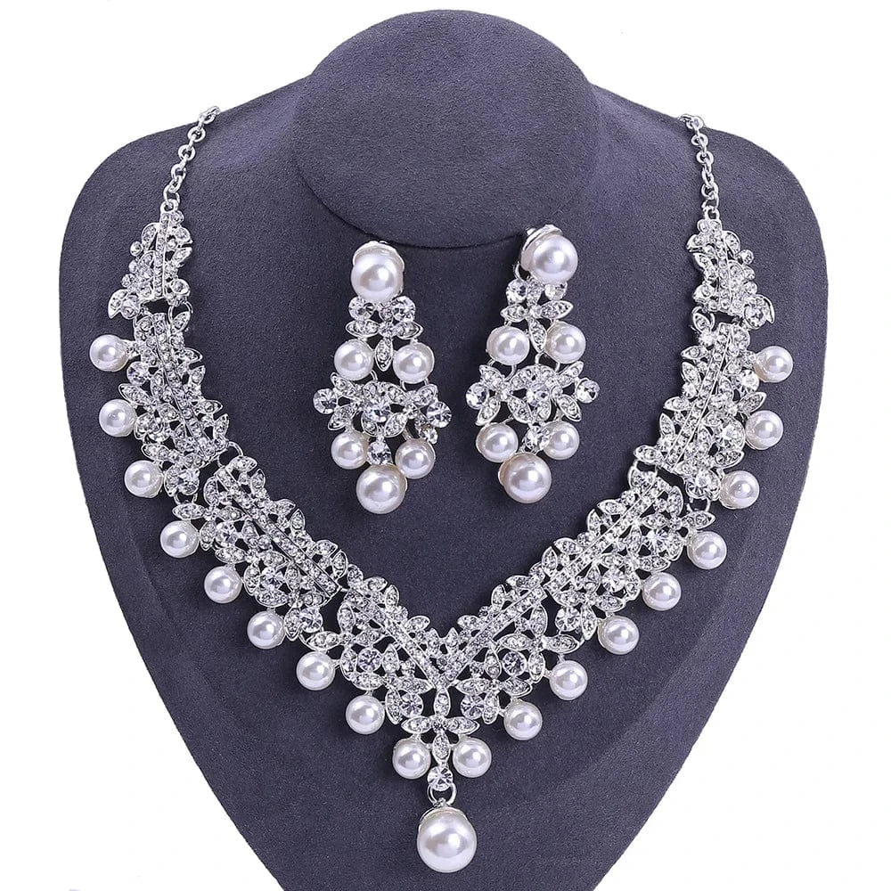 2023 Bride Headdress Wedding Accessories Three-piece Pearl Necklace Earrings Wedding Crown Tiara Necklaces Jewelry Set