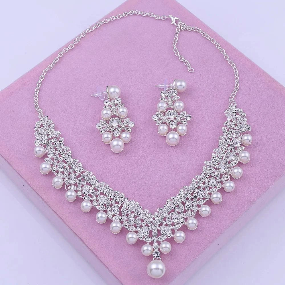 2023 Bride Headdress Wedding Accessories Three-piece Pearl Necklace Earrings Wedding Crown Tiara Necklaces Jewelry Set