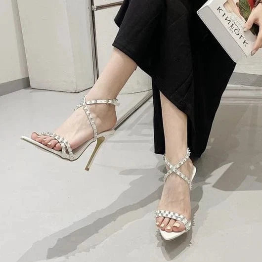 2023 European and American rivet stiletto sandals pointed toe super high heel large size women's shoes