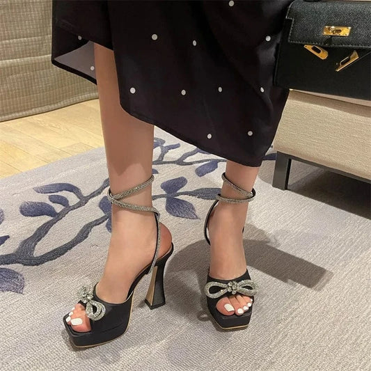 2023 Fashion Runway Rhinestone Ankle Strap High Heels Women Sandals Crystal Bowknot Open Toe Platform Chunky Party Prom Shoes