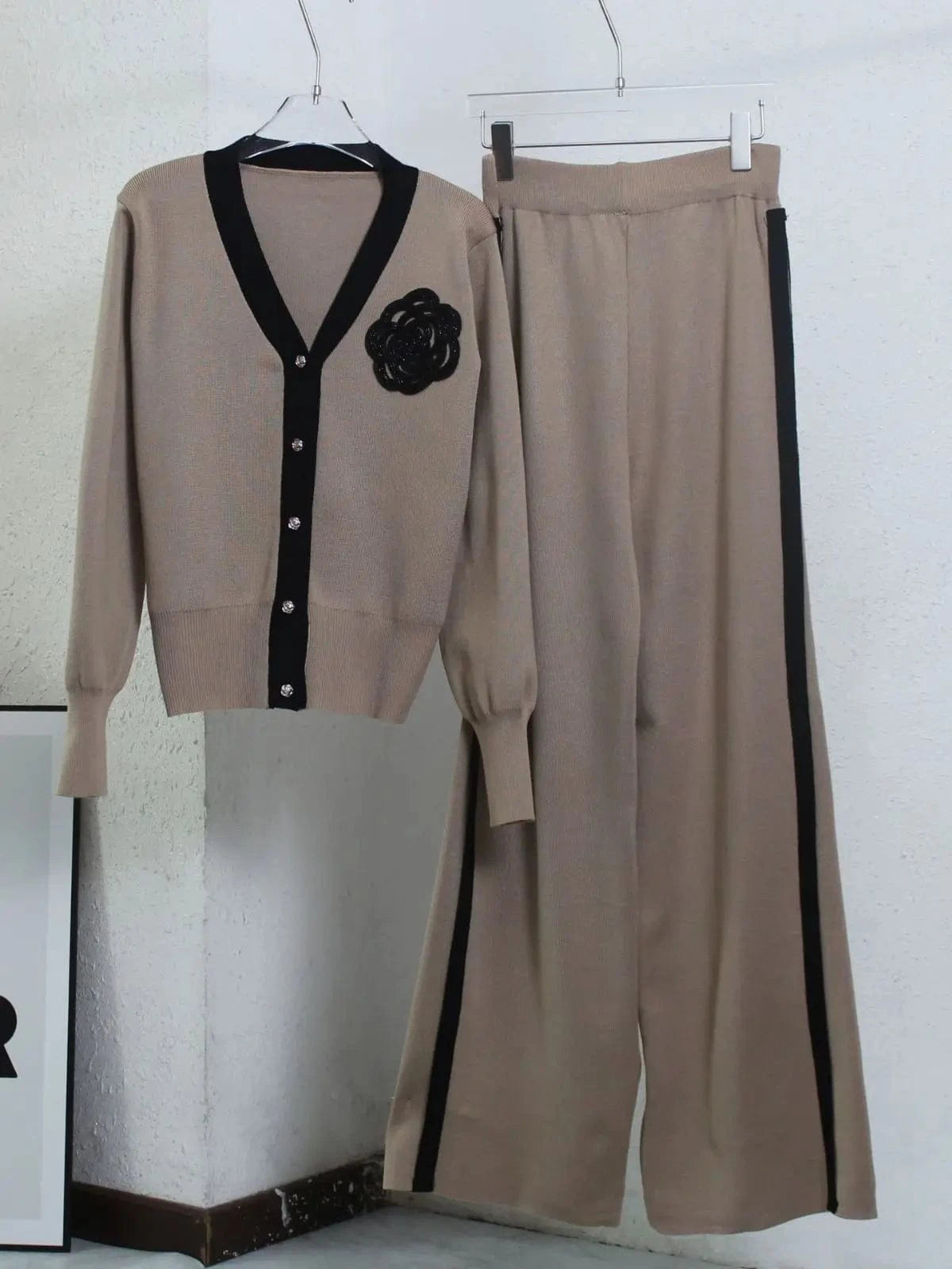 2024 Autumn And Winter New Sweater Set V-neck Long-sleeved Cardigan Top Loose Wide-leg Pants Two-piece Set