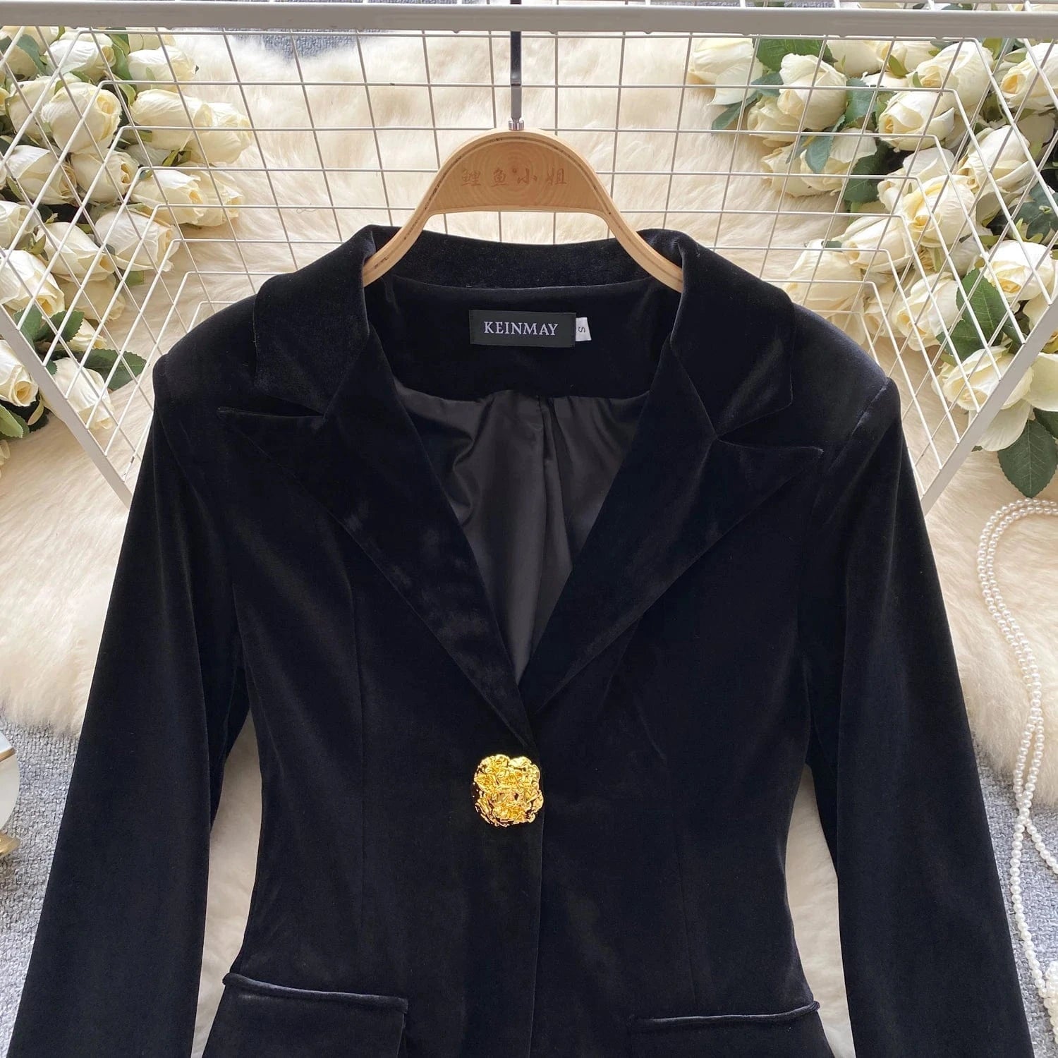 2024 Autumn New High-end Feeling Light Mature Top Patchwork Velvet Jacket Blazer Women