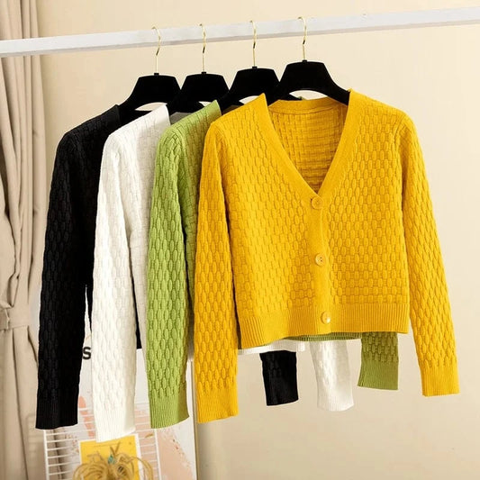 2024 Autumn New Loose V-Neck Long-Sleeved Thin Sweater Knitted Cardigan Women's Short Top Coat