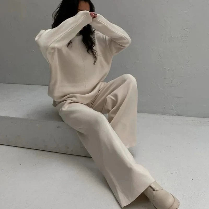 2024 Autumn Wholesale Fashion Loose Solid Color Split Top Warm Thick Knit Pullover Long Pants Suit Women's 2 Piece Sweater