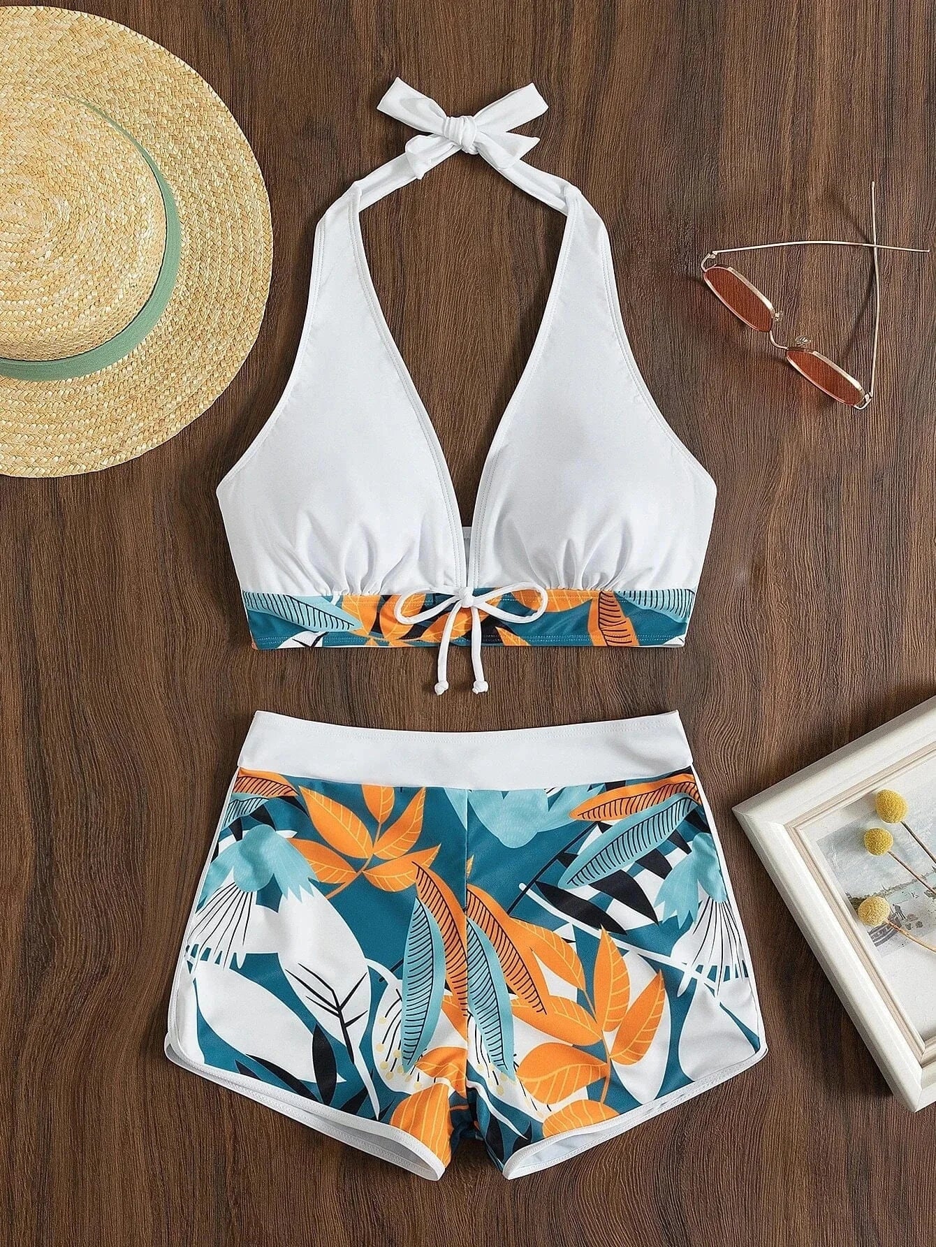 2024 Custom Two Piece Female Leaves Printed High Waist Bikini Set Women Halter Neck Padded Swimwear Push Bra Pads Swimsuit