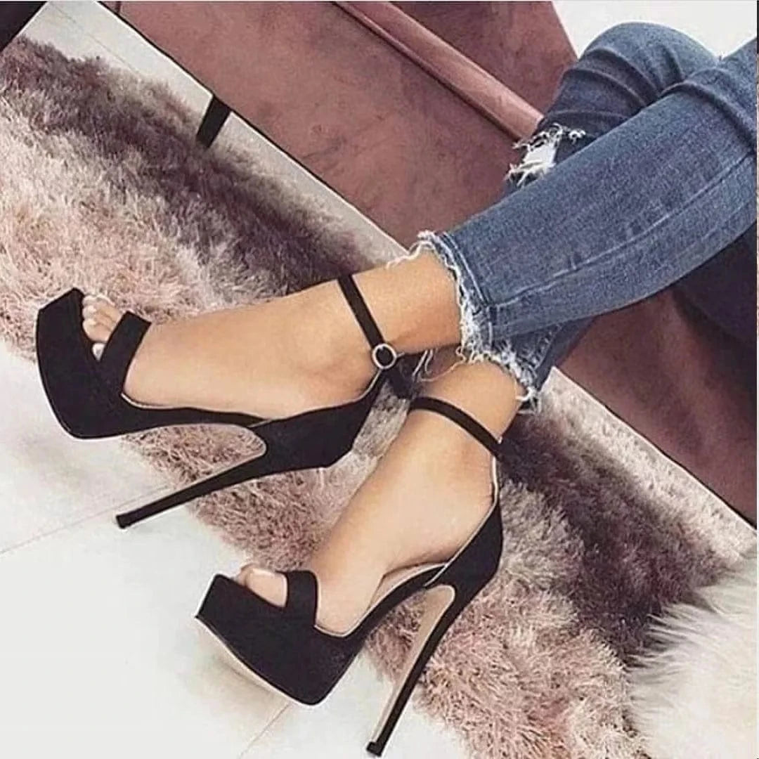 2024 European and American spring and summer new Korean style nightclub sexy waterproof platform super high heel sandals