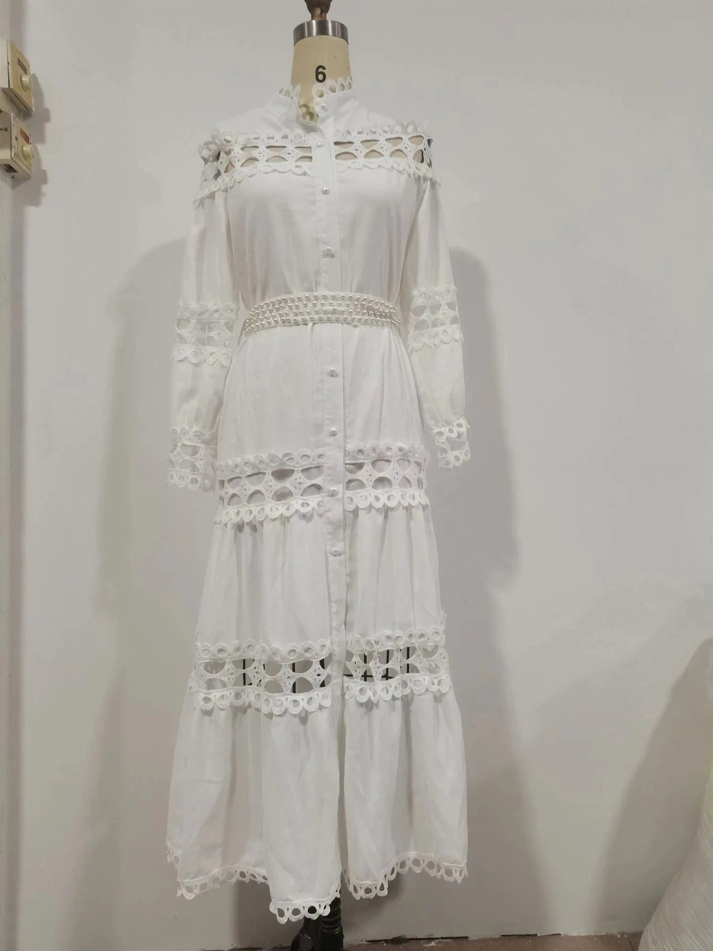 2024 European and American Spring Women's Retro Hollow Lace Spliced Solid Color Round Neck Loose Large Size Long Dress