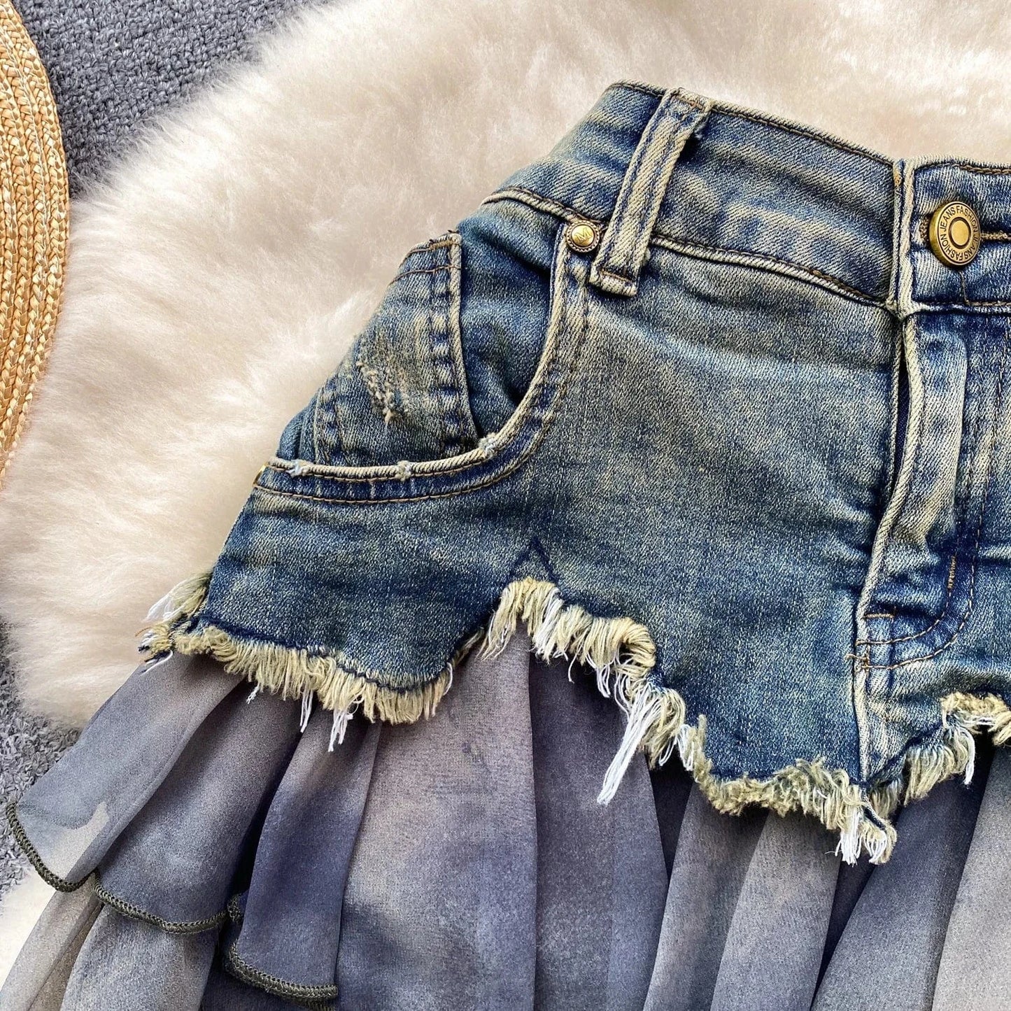 2024 European and American style design chiffon ruffle edge patchwork denim skirt, women mini skirt