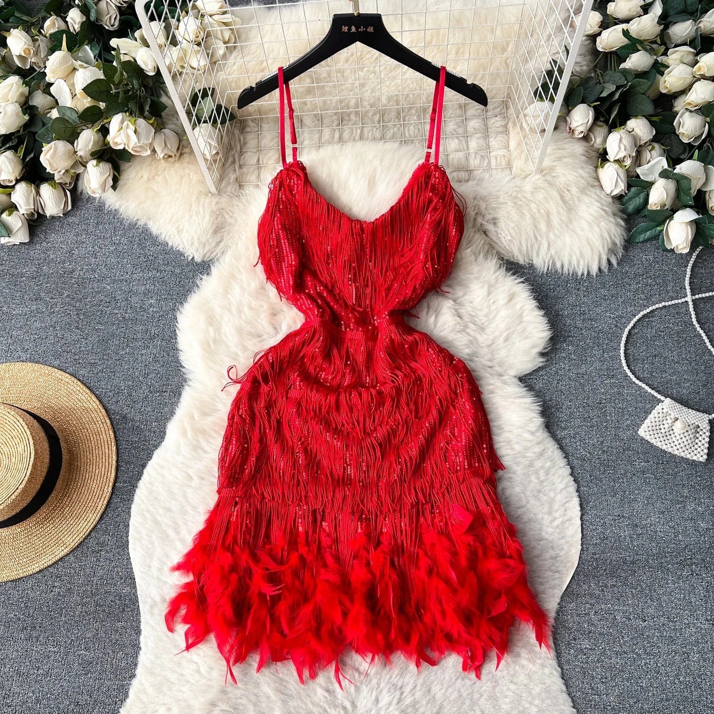 2024 Feather Splicing Sequins Women's High-end Dresses Sexy Backless Waisted Halter Tassel Short Dresses