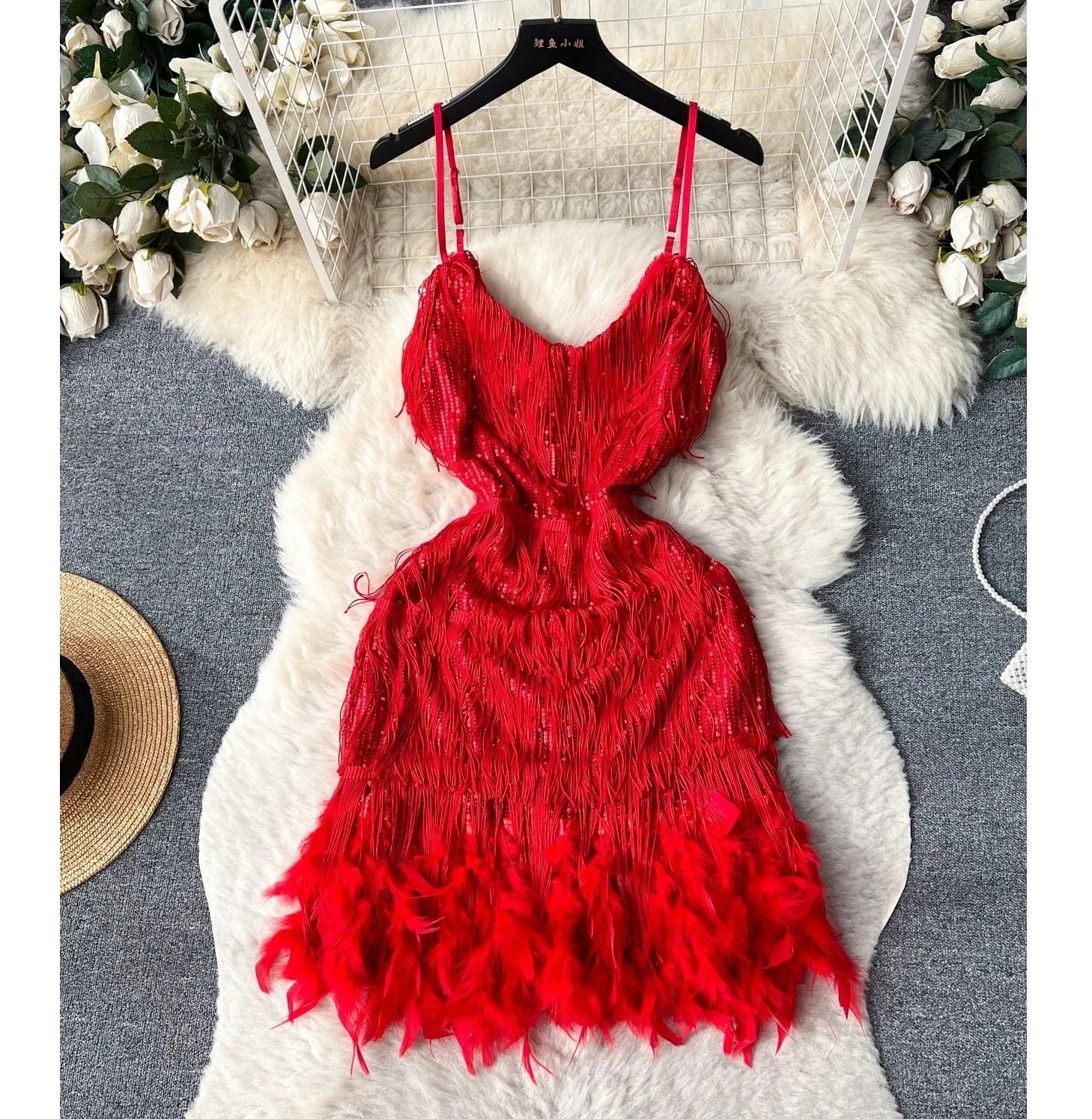 2024 Feather Splicing Sequins Women's High-end Dresses Sexy Backless Waisted Halter Tassel Short Dresses
