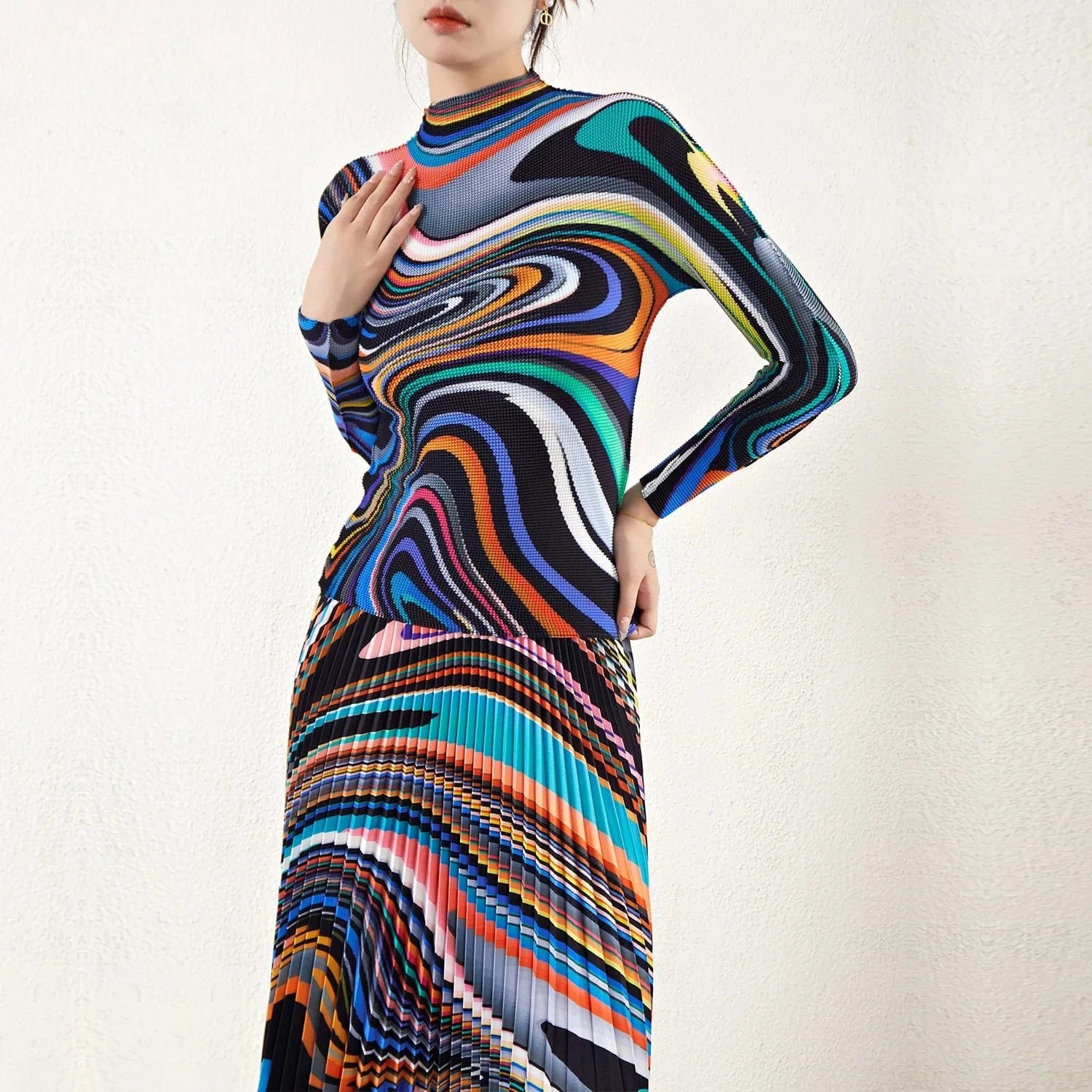 2024 High Quality Miyake Pleated Printed Stretch Top and Long Pleated Skirt One Size Accepts Customized Skirt and Shirt Sets