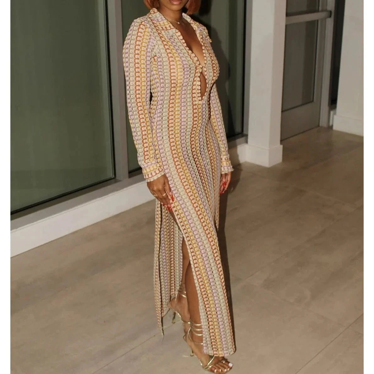 2024 New Arrival High Slit Long Sleeve Bohemian Bikini Cover Up Dress Handmade Crochet Women Maxi Long Beach Dress