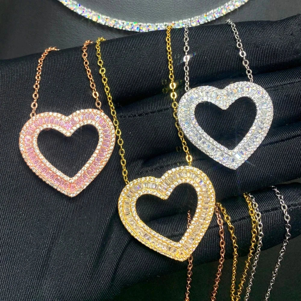 2024 New Arrival Valentine's Day Gift Fashion Women Jewelry Micro Pave 5A Cubic Zirconia CZ Big Hollow Heart Pendant Necklace