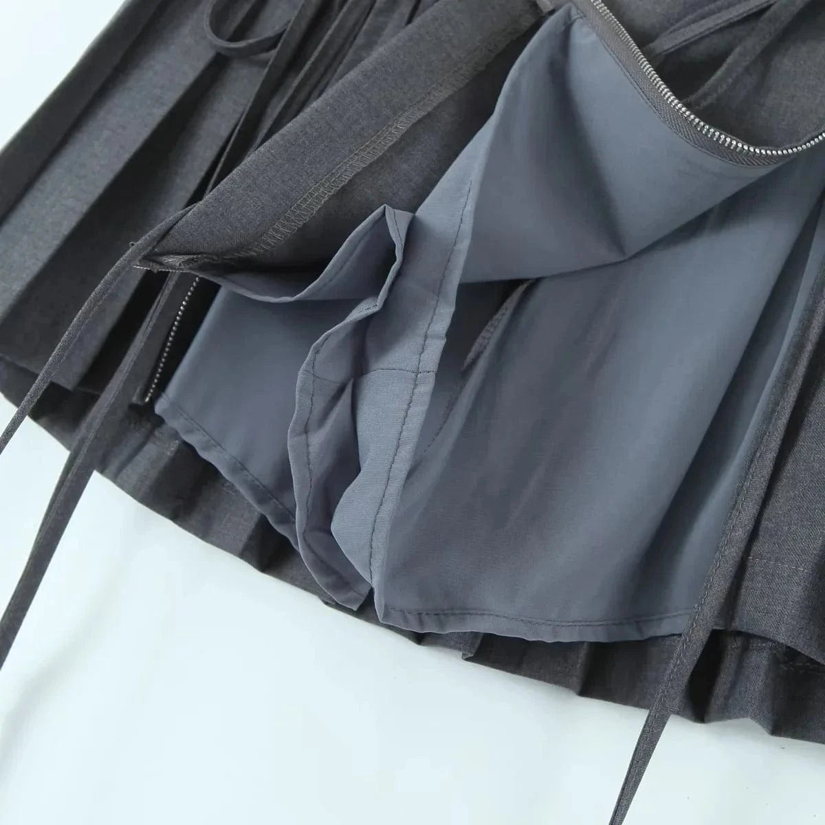 2024 New arrivals fashion trendy prom boutique high quality pleated womens skirts