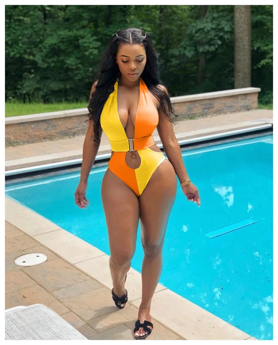 2024 New Arrivals Pierced Halter Neck Colorblock Swimwear Bikini Women One Piece Hot Sexy Deep V-Neck Swimsuit