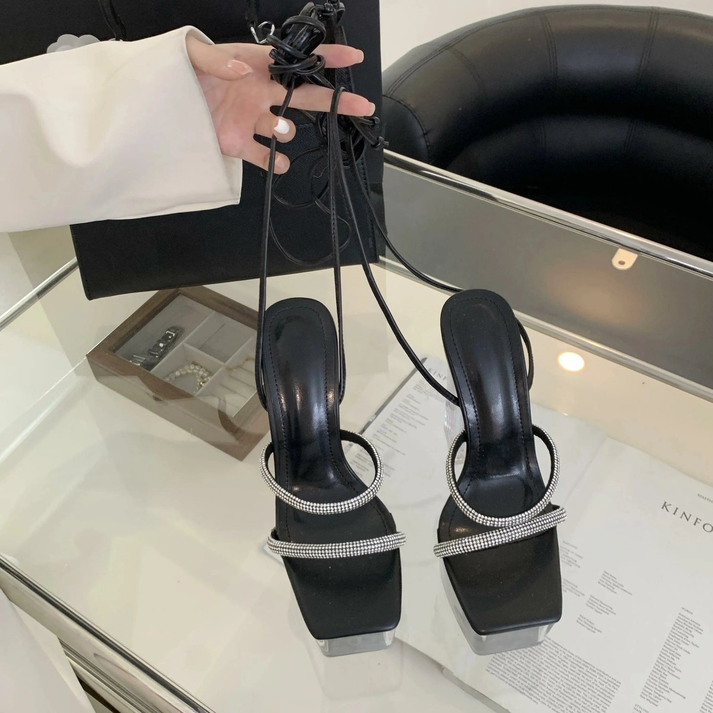 2024 New crystal heel waterproof strong rhinestone thin strap high heel women's sandals