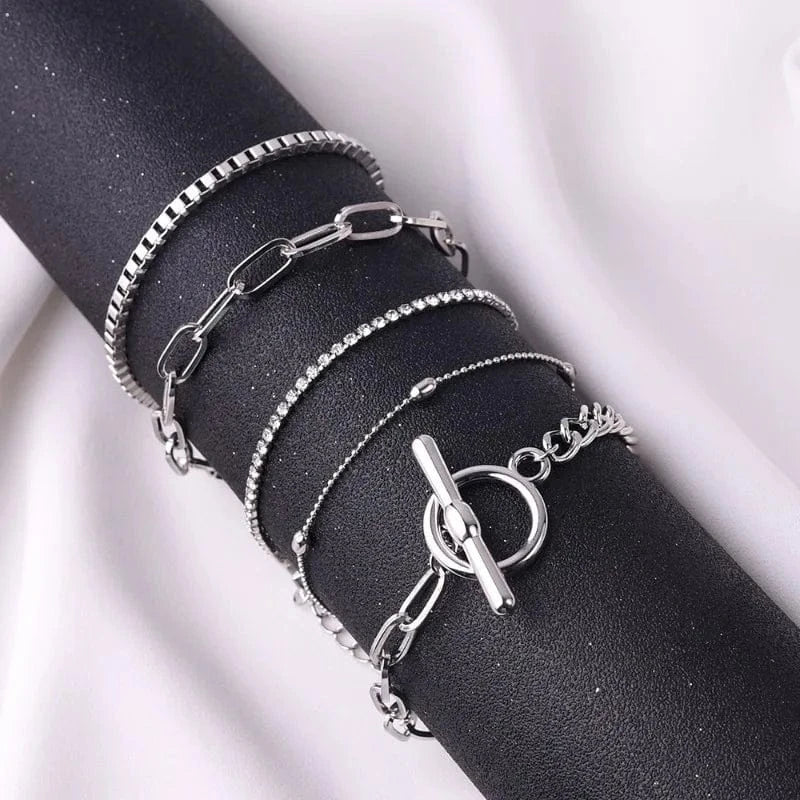 2024 New Fashion Diamond Bracelet Popular Minimalist Retro OT Buckle Bracelet Personalized Geometric Hollow Bracelet