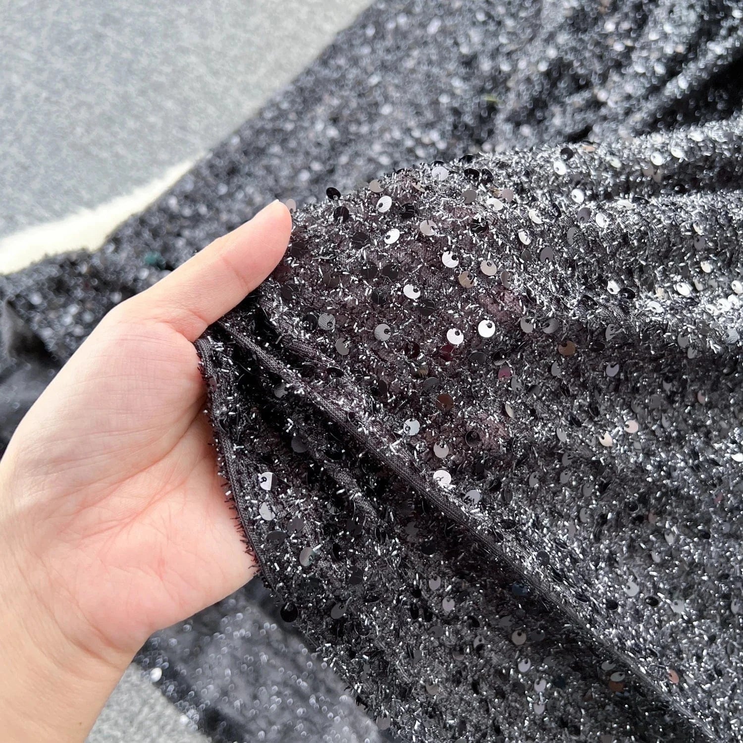 2024 New High -quality Hot -selling Sexy V -neck Backbone Slim Sequin Dresses Women Lady Elegant Party Evening