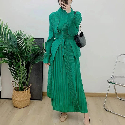 2024 New Spring And Summer Design Splicing Lace Plus Size Dress Women's Irregular Miyake Pleated Dress