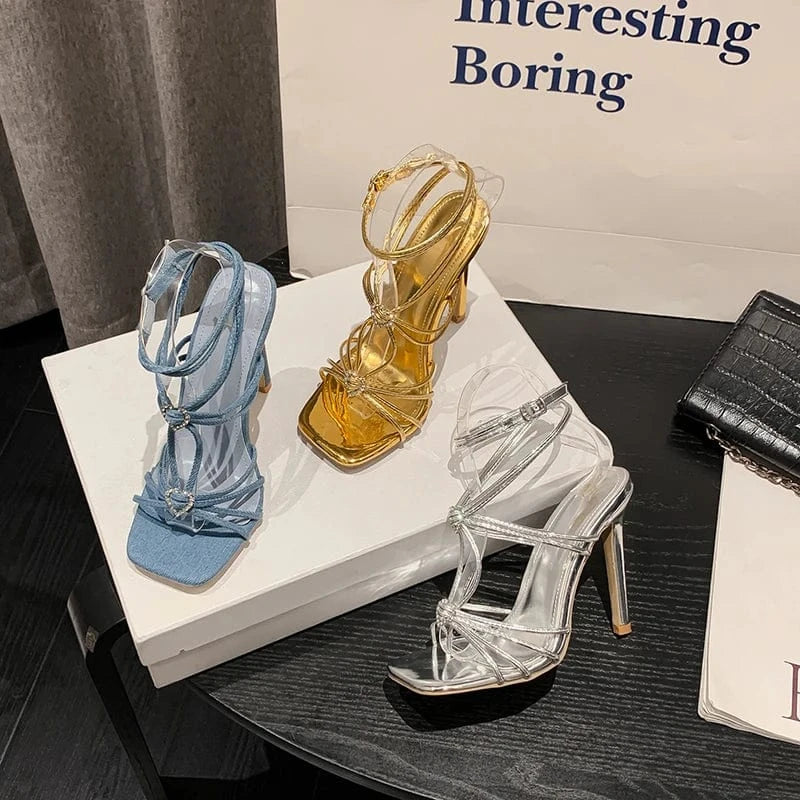 2024 New Square head model catwalk show with diamond buckle Roman one-line sandals ready stock