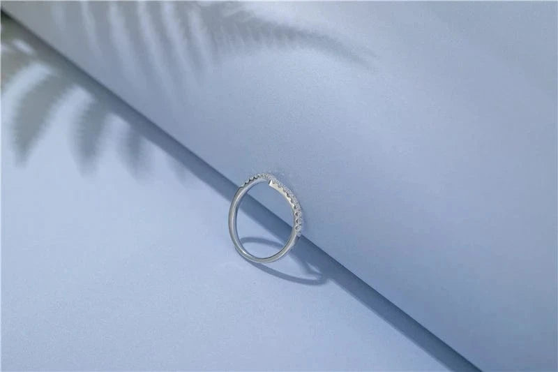 2024 New Trendy Clear 1.5mm Moissanite Stone White Gold Plated Line Ring 925 Sterling Silver Fine Jewelry custom 14k gold plated