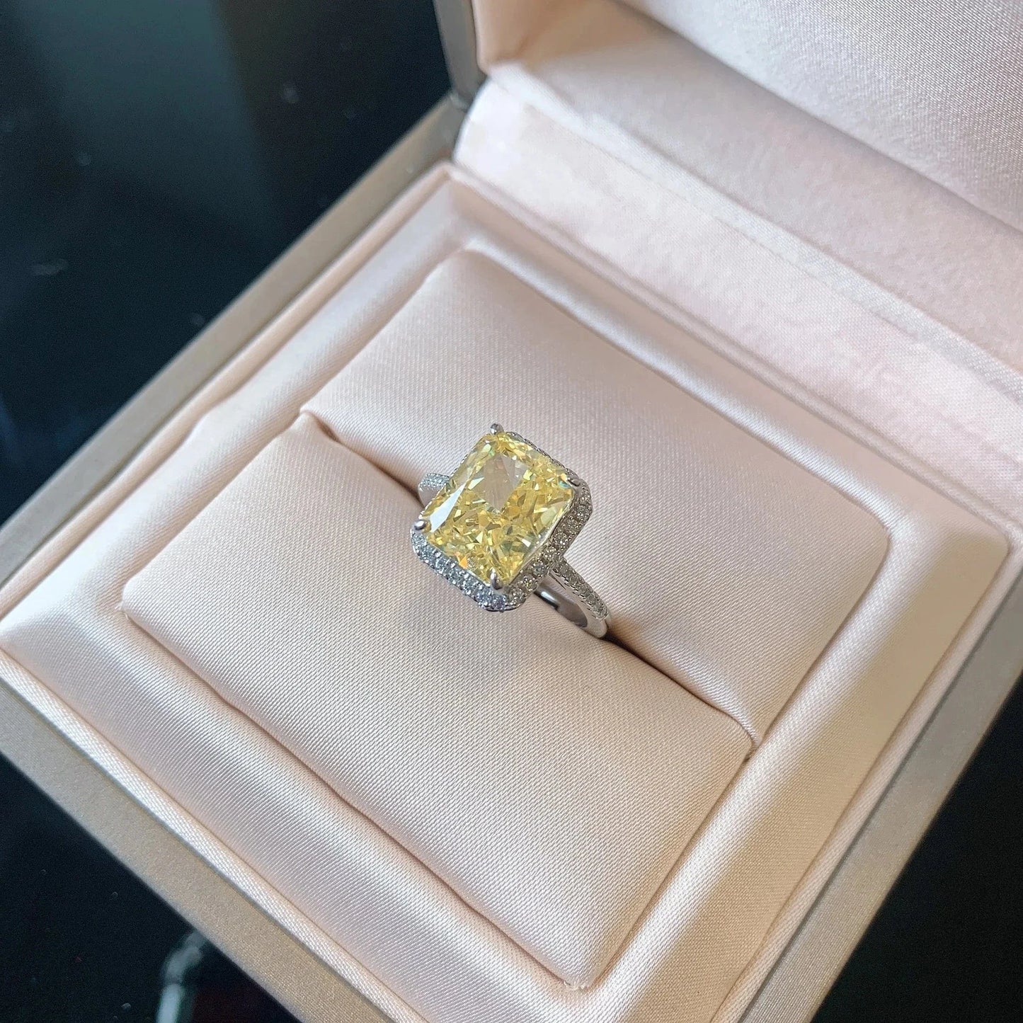 2024 Princess Cut Citrine Ring Diamond Radiant Cut CZ Engagement Ring 925 Sterling Silver Cubic Zirconia 4 Ct 8*10mm Women's CLASSIC