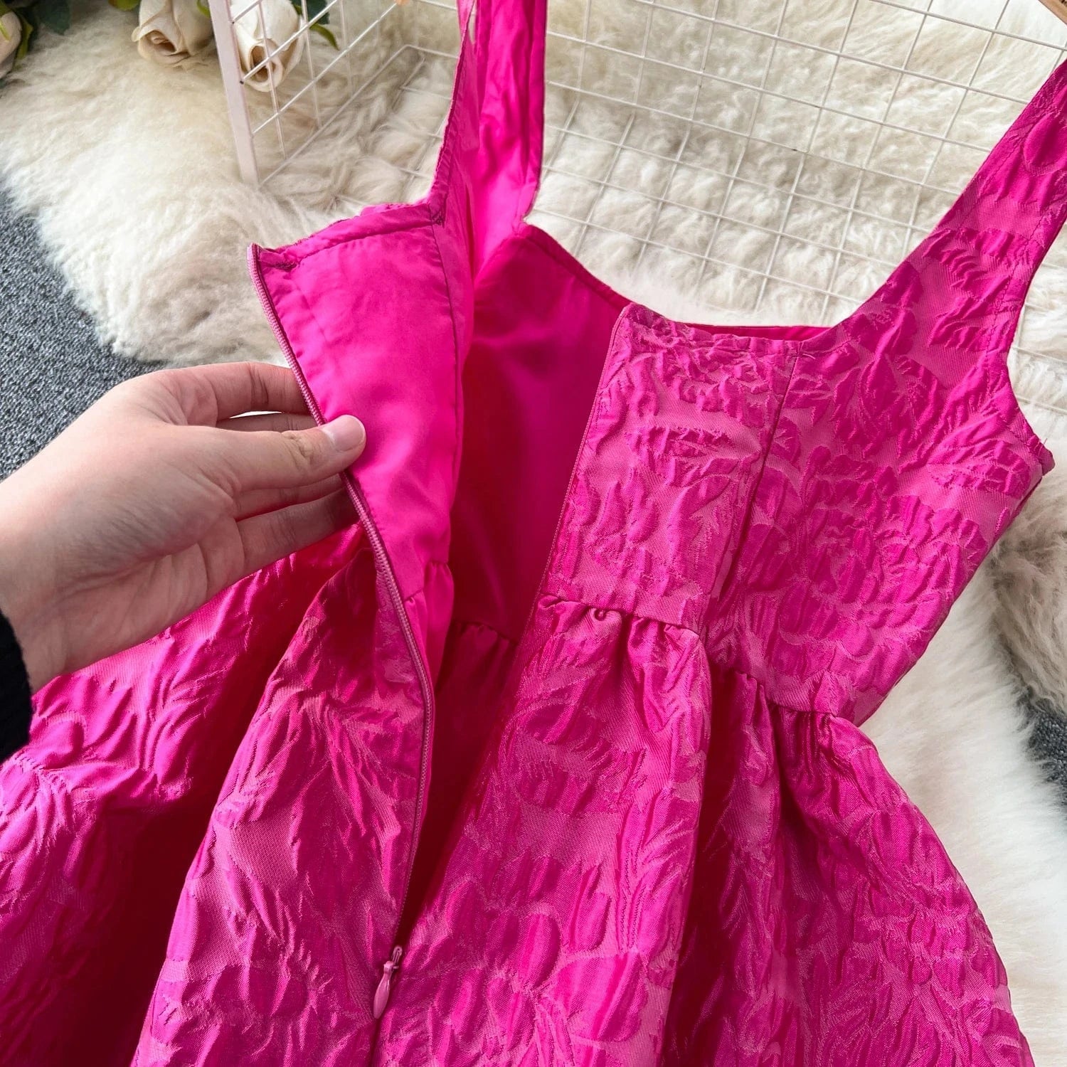 2024 Sexy V-neck Backless Sleeveless Strap Dress Slim Waist Long Dress