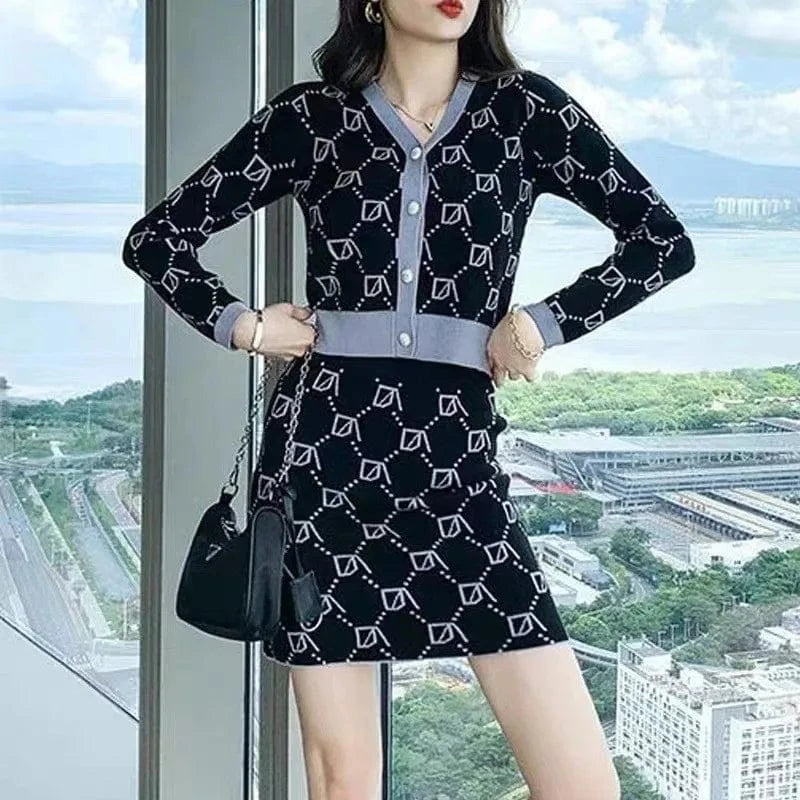 2024 Spring and Autumn fashion women's high-quality sweet V-neck button design plaid knit sweater cardigan two-piece skirt