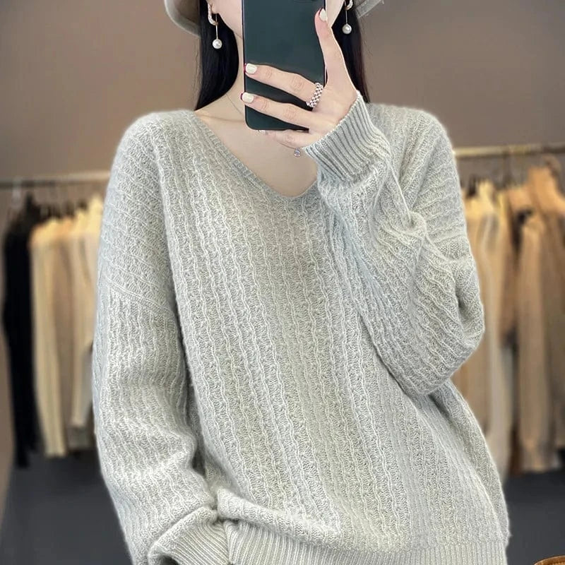 2024 Spring and Autumn high-quality fashion women's v neck long-sleeved loose solid-color jacquard knit pullover sweater
