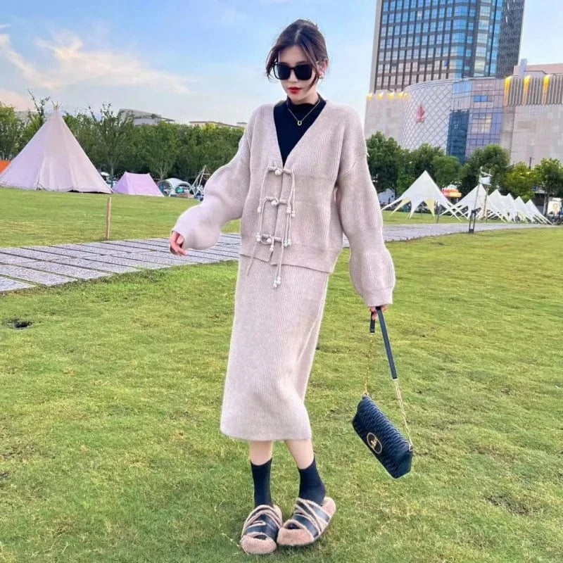 2024 Spring and autumn high-quality fashion women V-neck long sleeve loose solid color knit sweater cardigan skirt two sets