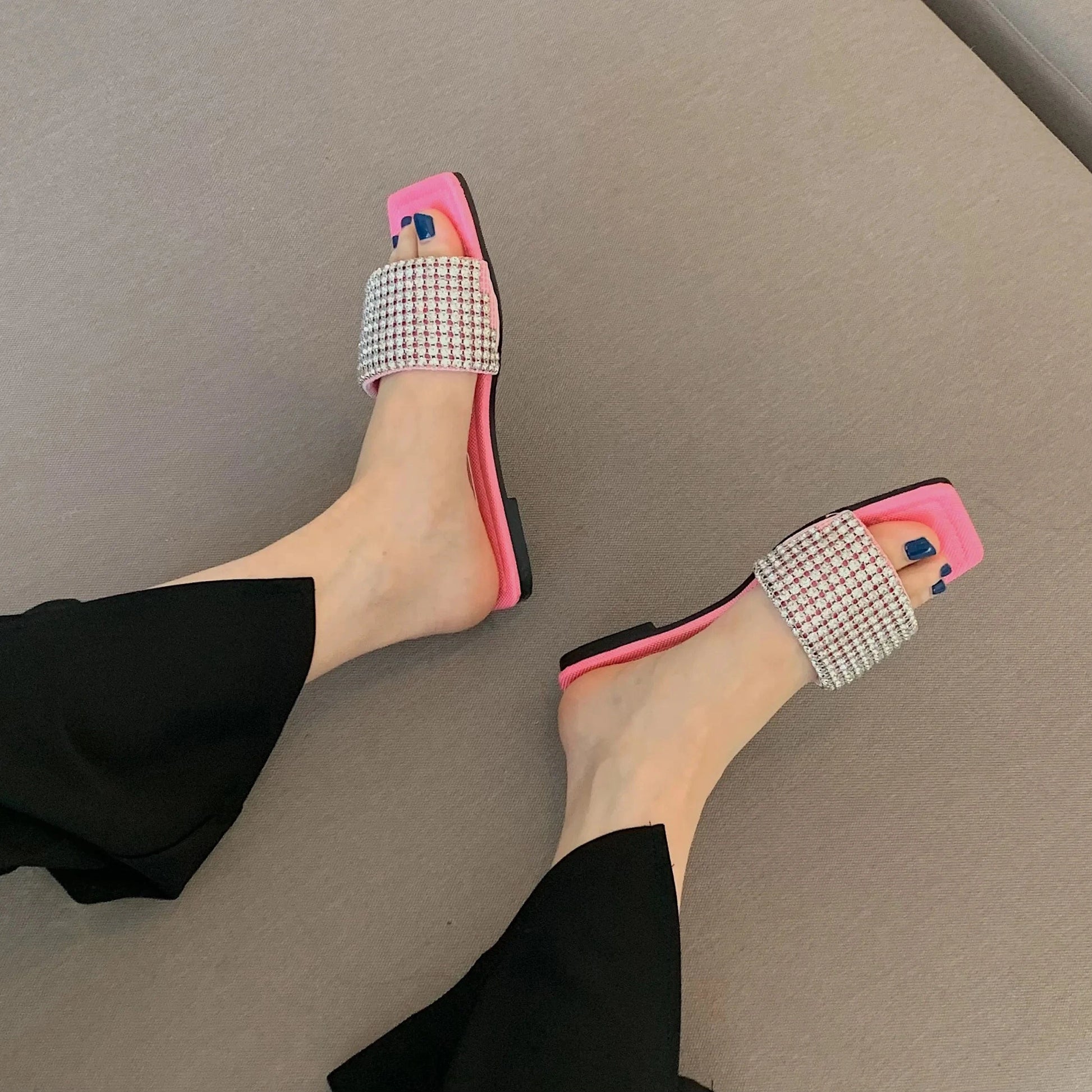 2024 spring and summer new slippers women's Rhinestone flat bottom women's sandals