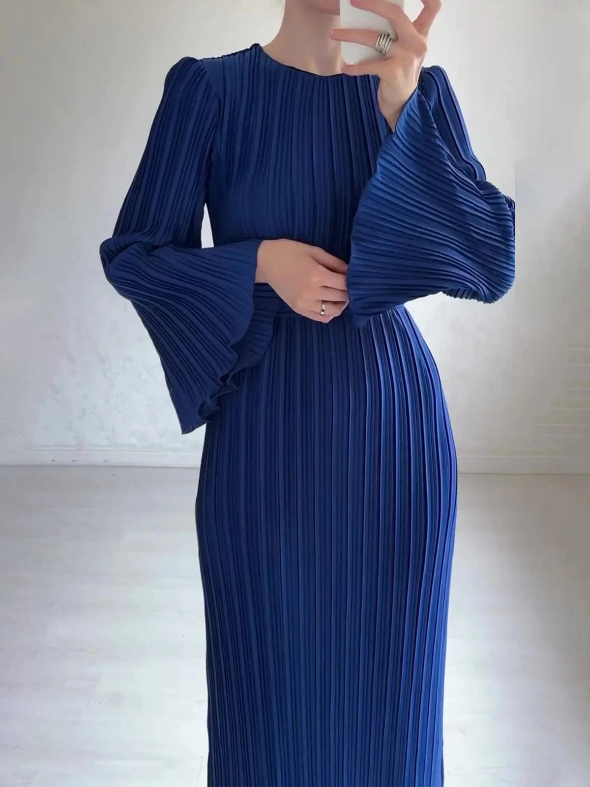 2024 Spring Autumn Women New Fashion Long Dress Women's Casual Solid Color Round Neck Dress Trumpet Sleeve Pleated Abaya Dress