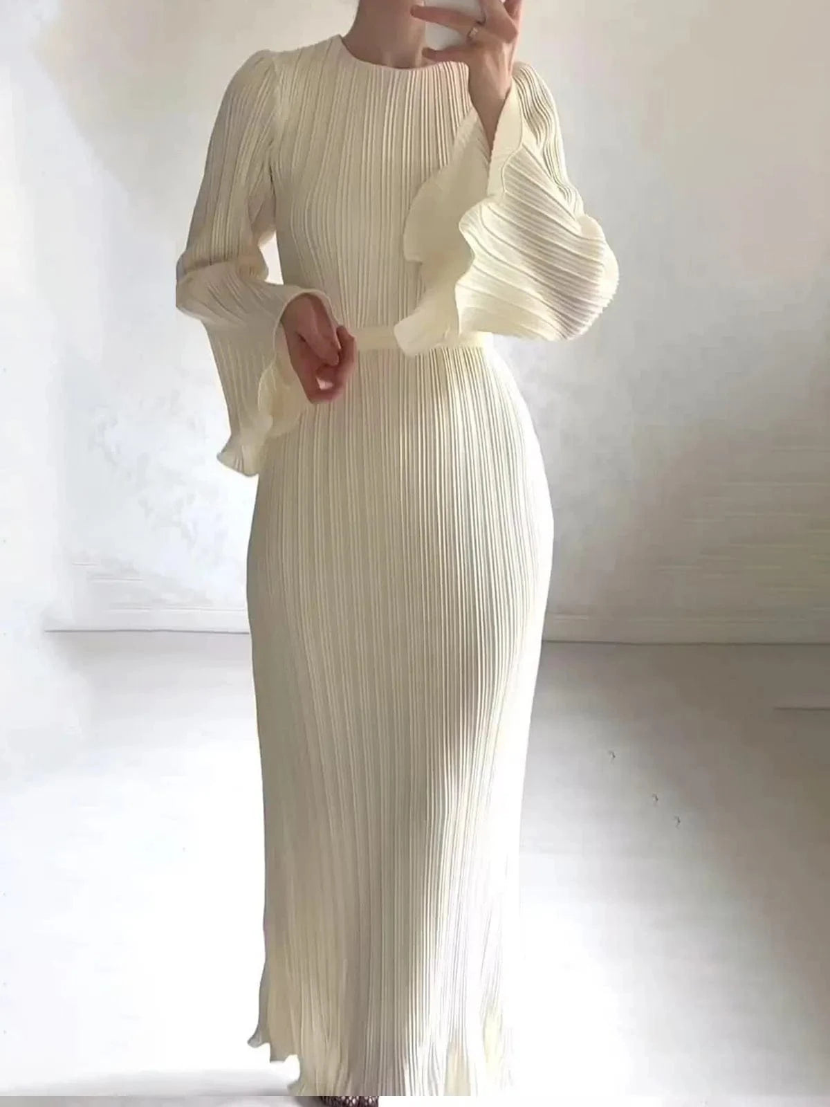 2024 Spring Autumn Women New Fashion Long Dress Women's Casual Solid Color Round Neck Dress Trumpet Sleeve Pleated Abaya Dress
