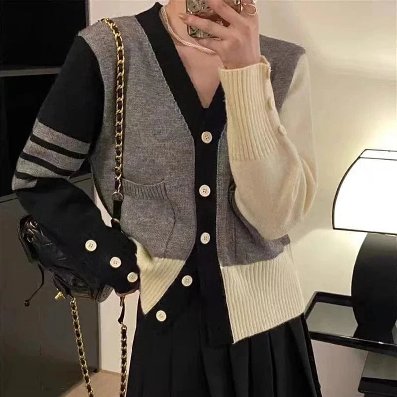 2024 Spring  ladies long sleeve classic cardigan striped v-neck high quality sweater coat