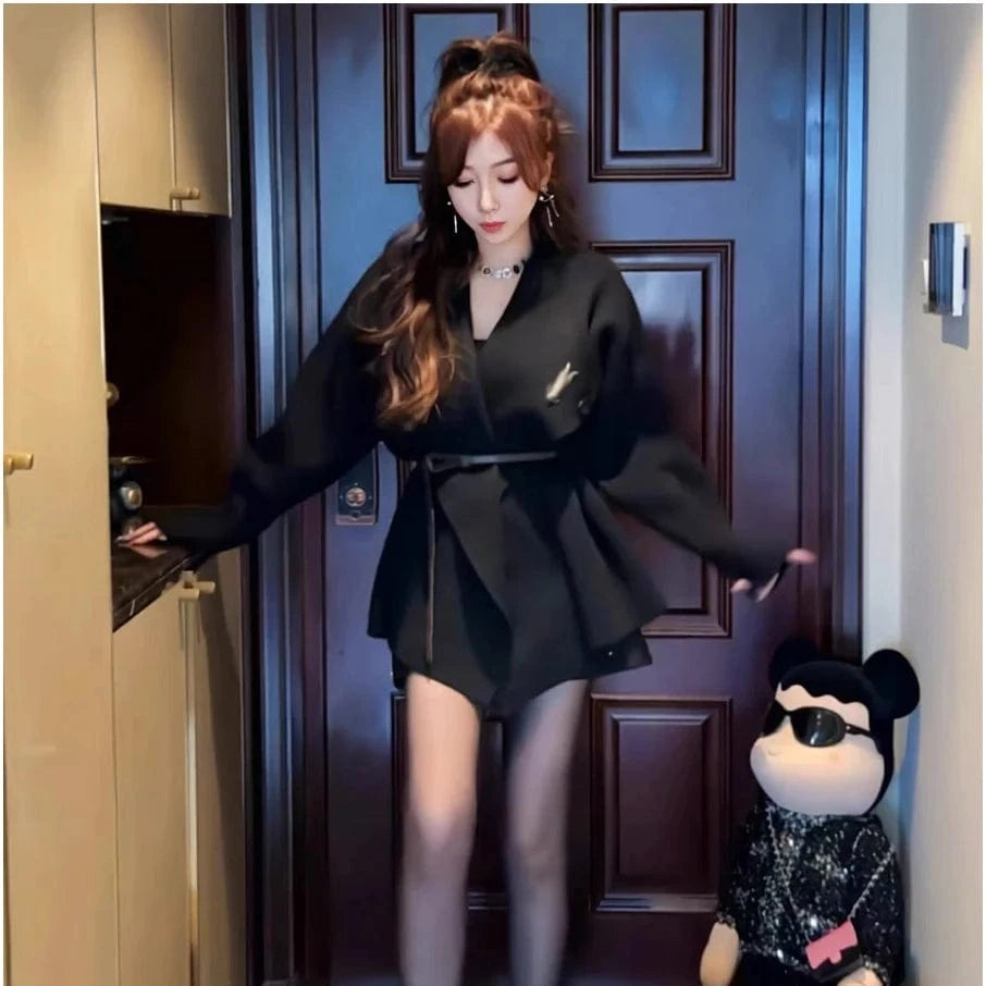 2024 Spring  ladies long sleeve elegant cardigan classic large size high quality belt sweater coat