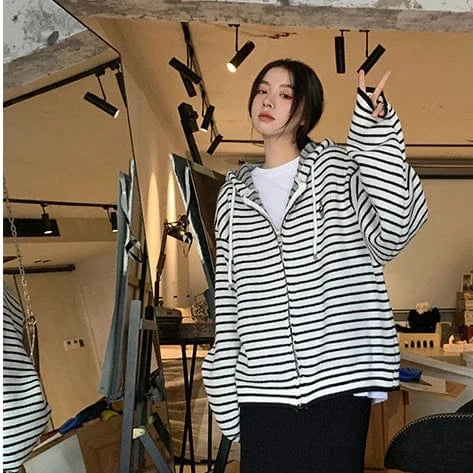 2024 Spring  ladies long sleeve elegant cardigan classic zipper sweater hoodie cardigan sweater coat