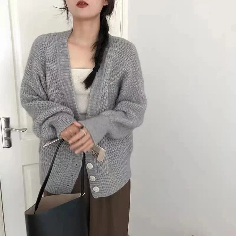 2024 Spring  ladies long sleeve v-neck elegant cardigan classic large size high quality sweater coat