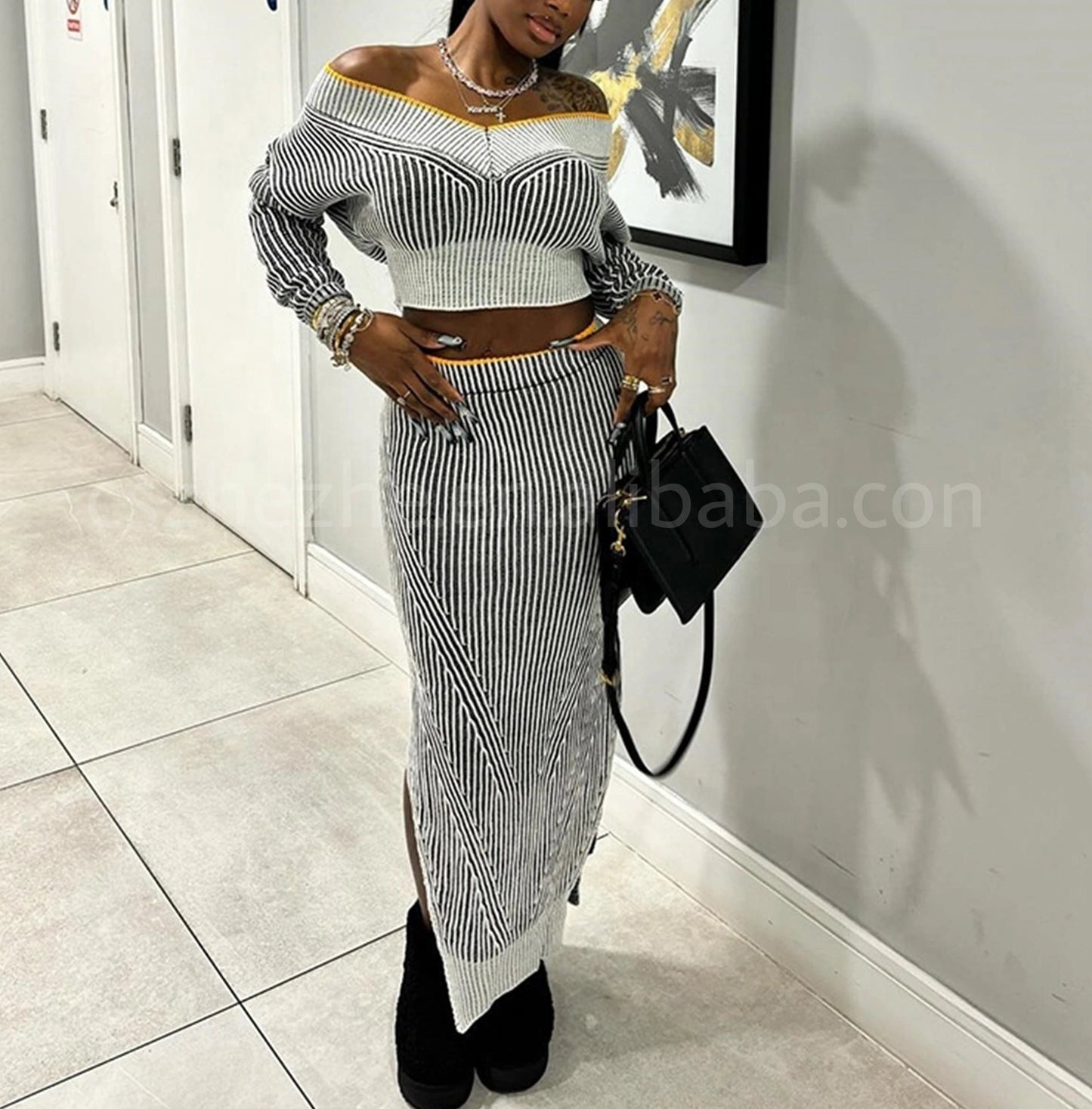 2024 Spring New Chic High Quality Sexy Off The Shoulder Long Sleeved Crop Top Matching Half Skirt Two-Piece Set