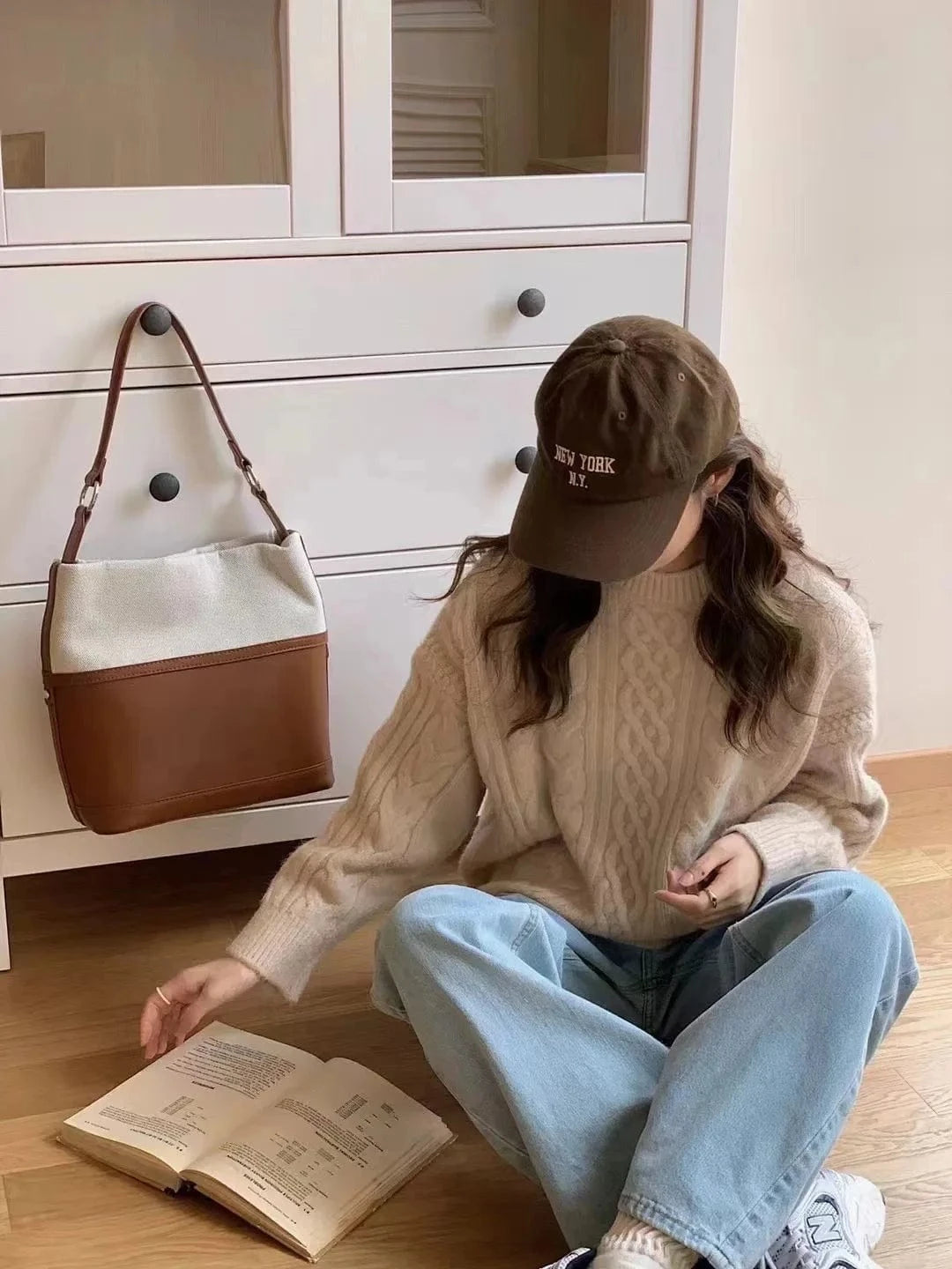 2024 Spring women high quality crew neck solid color long sleeve oversize cable knit pullover sweater jumper