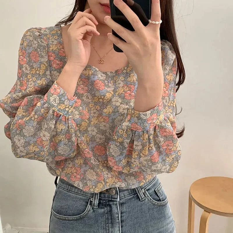 2024 Summer and Autumn New Casual Sweet Fragmented Flower Retro Square Neck Long sleeved Shirt Loose Chiffon Women's Top