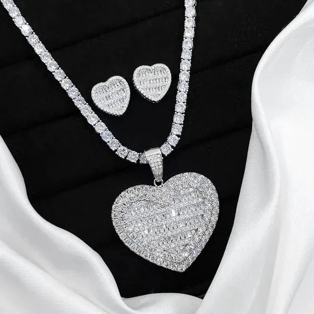 2024 Valentine's Day Gift new fashion iced out bling rectangle cz heart shaped pendant women necklace wholesale in stock