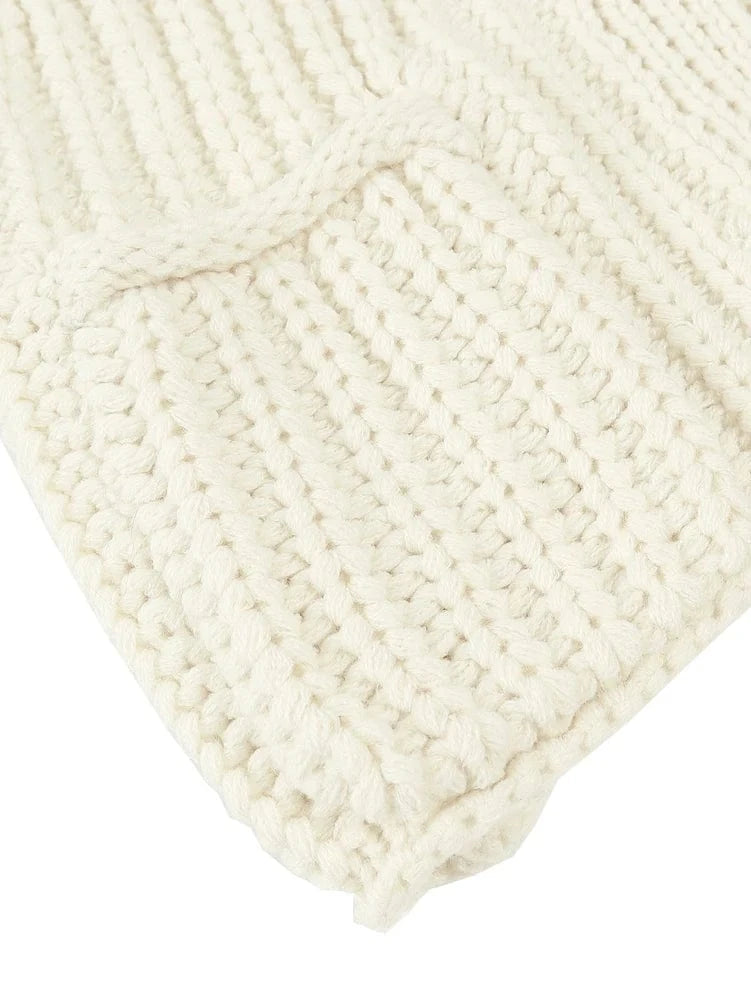 2025 Autumn and Winter New Women's Knitted Vest Single-breasted Solid Color V-neck Casual Holiday Style Fashion Street