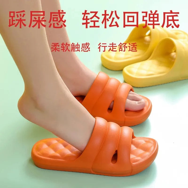 2025 Bathroom Shower Slippers For Women Summer Soft Sole Beach Casual Shoes Couple Indoor Home House Comfortable Slippers