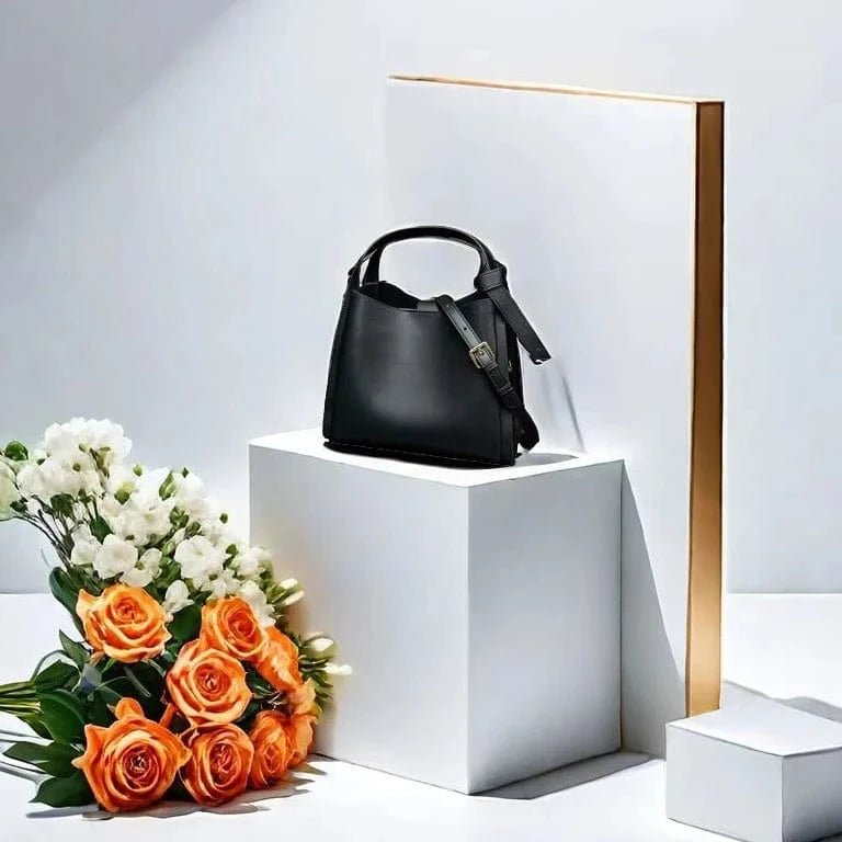 2025 Luxury Genuine Leather Handbags Ladies Real Leather Bucket Shaped Messenger Crossbody Handbag Wholesale Tote Shoulder Bag