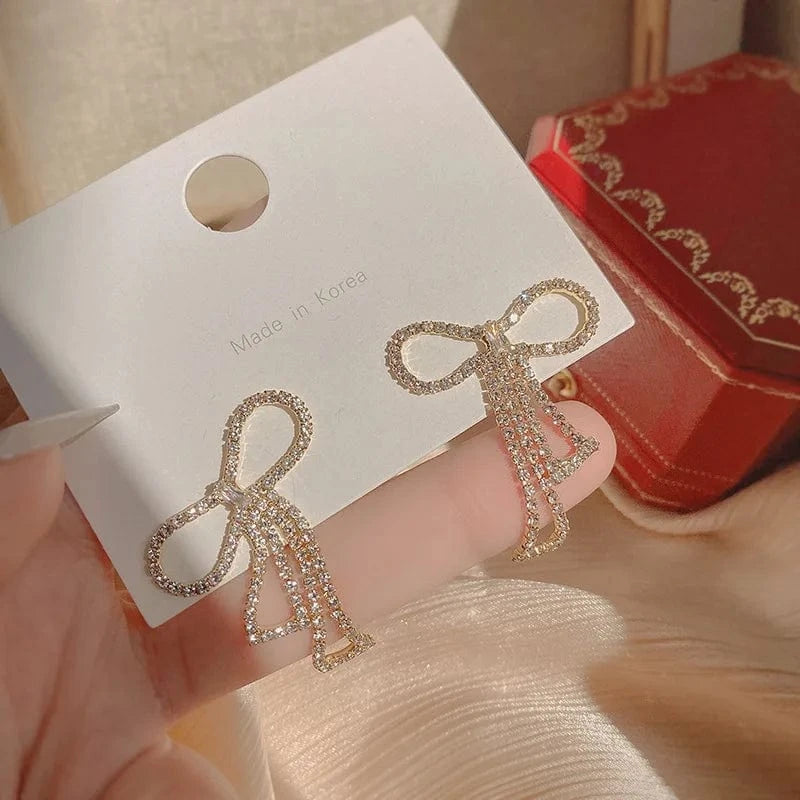 2306 Gold Crystal Long Chain Earrings 925 Silver Needle Butterfly Jewelry Women Fashion Pearl Flower Cluster Earrings