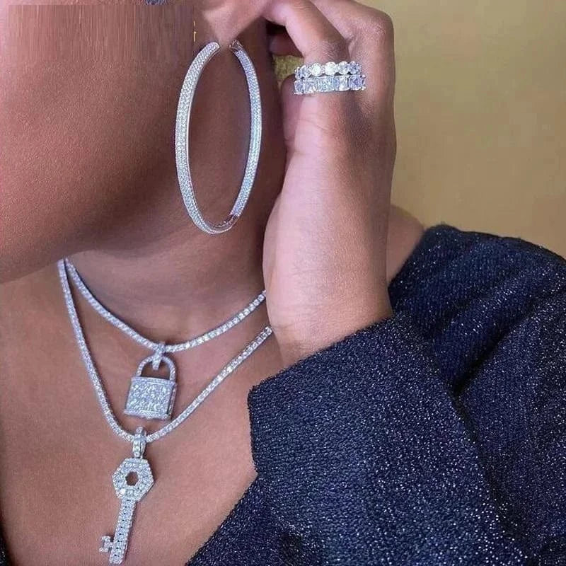 25mm 50mm Iced Out Full Cubic Zirconia Hoop Earring Classic Fashion Clasp Dainty Gorgeous Huggie CZ Hoop Jewelry Women