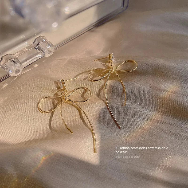 2863 Gold Crystal Long Chain Earrings 925 Silver Needle Butterfly Jewelry Women Fashion Pearl Flower Cluster Earrings
