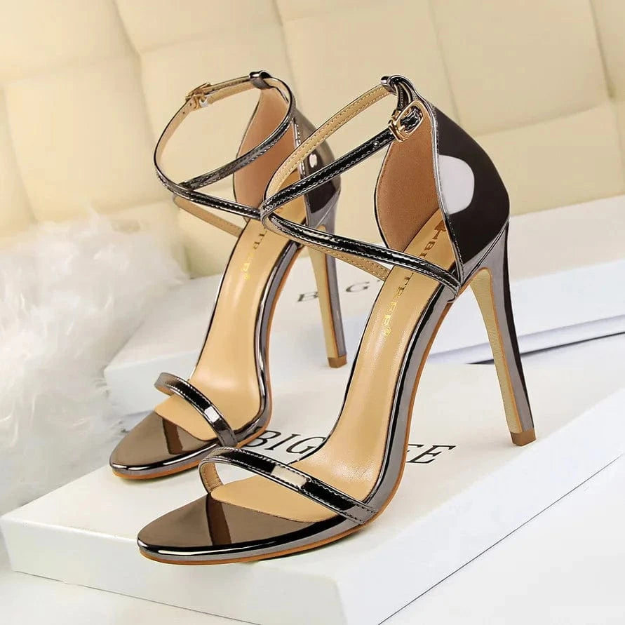 34-40 Fashionable and sexy nightclub sandals Summer slim heels and ultra-high heels Hollow cross strap sandals