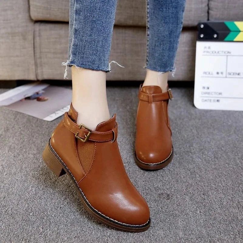 35-40 Spring New Large Women's Shoes Korean Edition Solid PU Face Buckle Thick Heel Short Leather Boots for Women